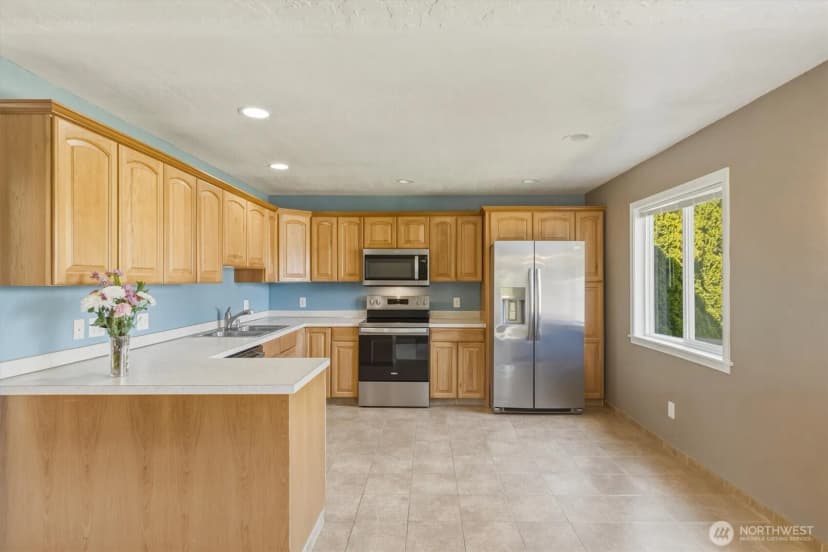 Property photo for 4 Parkland Drive, Kalama photo 7