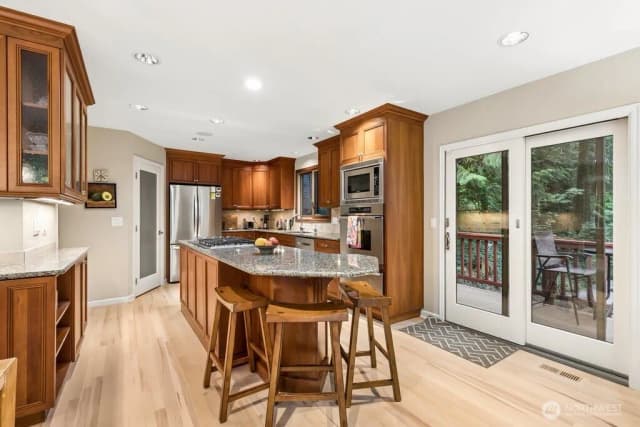 Property photo for 1830 216th Place Ne, Sammamish photo 4