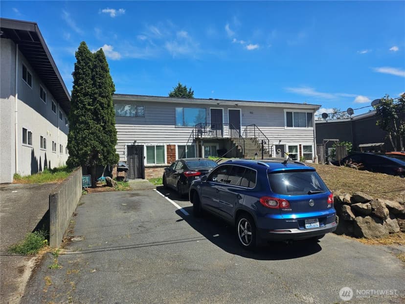 Property photo for 912 Glennwood Avenue Ne, Renton photo 7