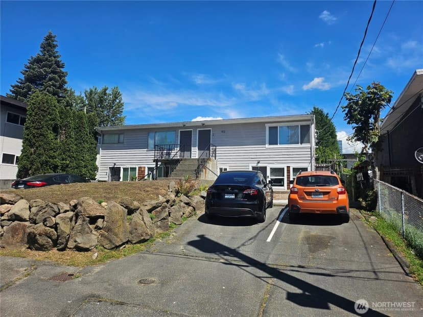 Property photo for 912 Glennwood Avenue Ne, Renton photo 3