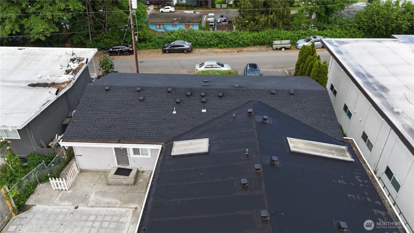 Property photo for 912 Glennwood Avenue Ne, Renton photo 9