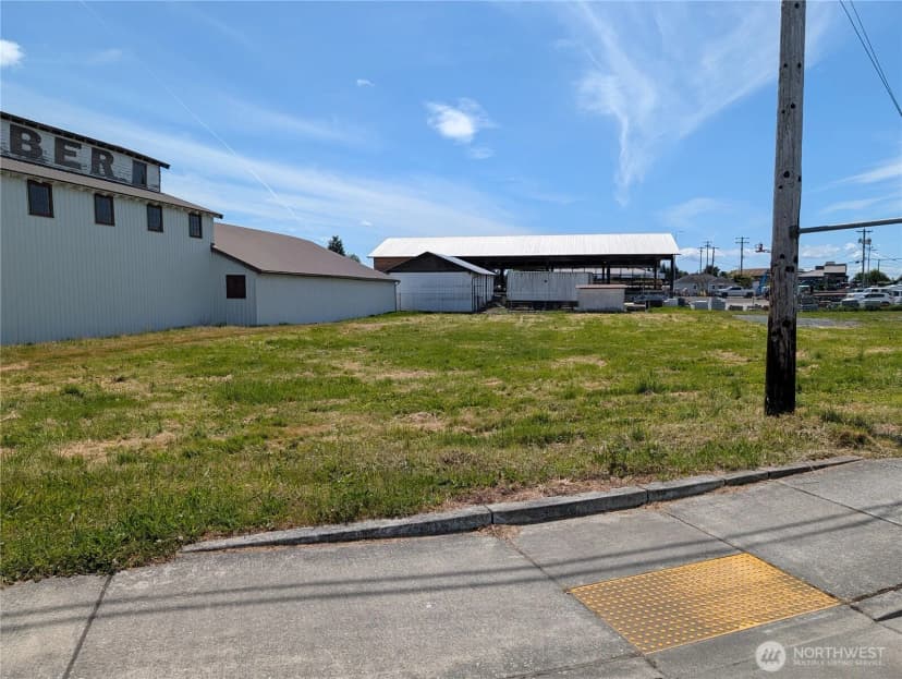 Property photo for 9728 270th Street Nw, Stanwood