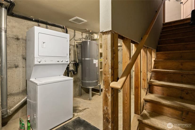 Property photo for 350 Redwood Lane, Ronald photo 22