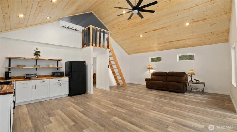 Property photo for 350 Redwood Lane, Ronald photo 24