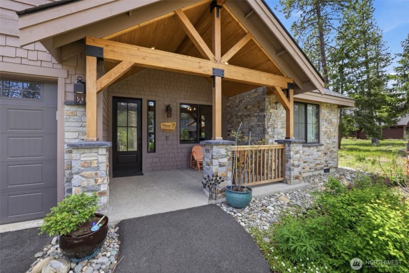 Property photo for 1131 Domerie Park Loop, Cle Elum photo 2