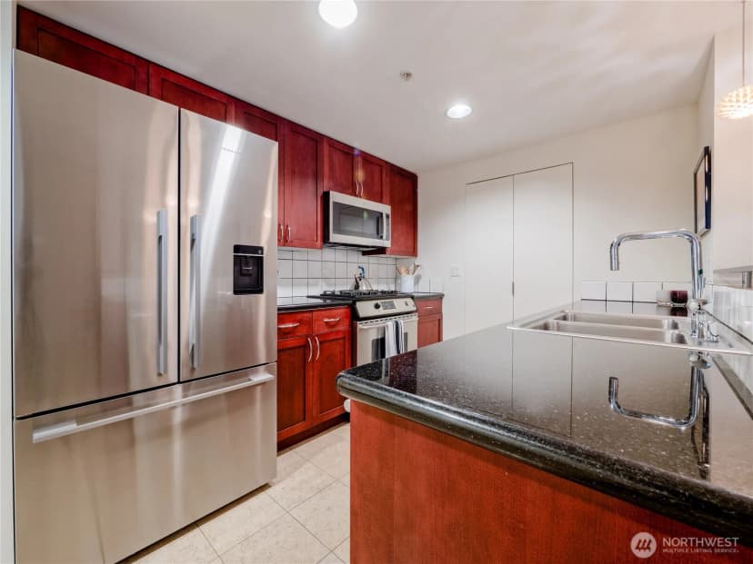 Property photo for 2929 1st Avenue #207, Seattle photo 6