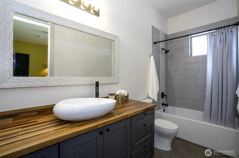 Property photo for 616 Hyak Way, Fox Island photo 26
