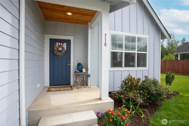 Property photo for 310 Daybreak Lane, Nooksack photo 2