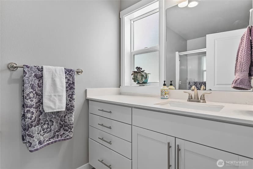 Property photo for 310 Daybreak Lane, Nooksack photo 16