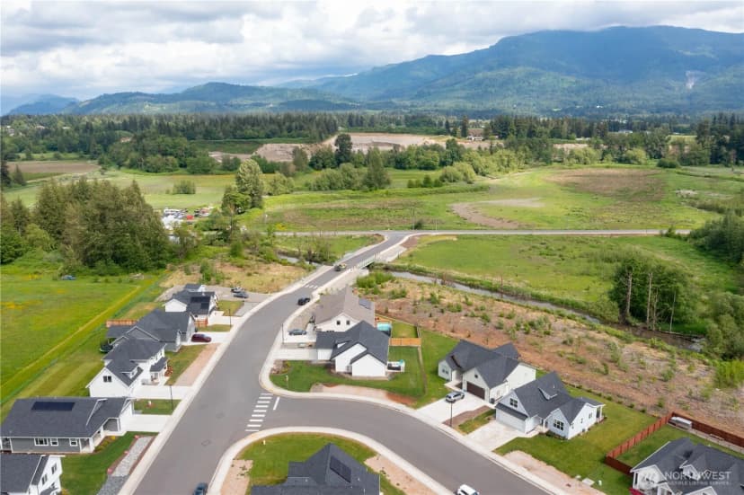 Property photo for 310 Daybreak Lane, Nooksack photo 37
