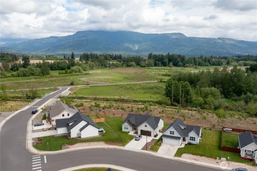Property photo for 310 Daybreak Lane, Nooksack photo 36