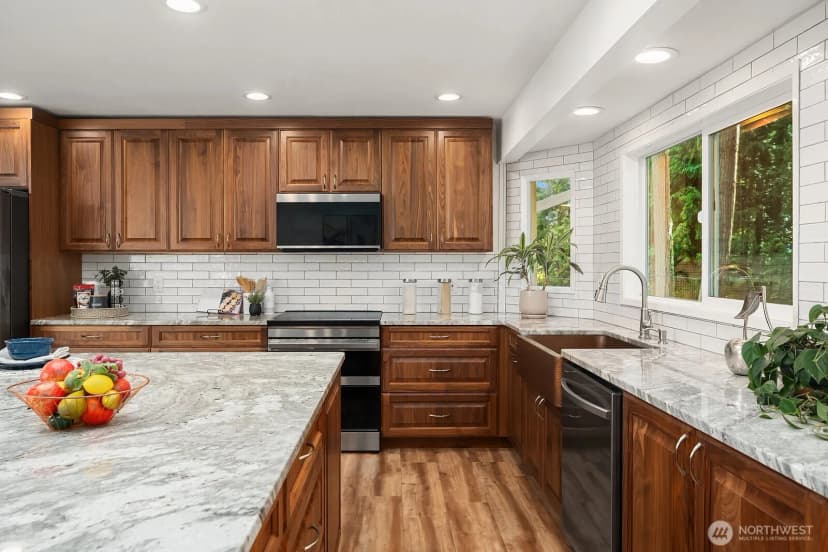 Property photo for 21509 Se 23rd Street, Sammamish photo 7