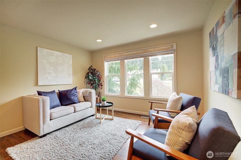 Property photo for 225 131st Avenue Ne, Bellevue photo 14