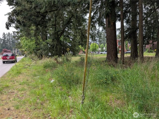 Property photo for 18501 Smokey Point Boulevard, Arlington photo 5
