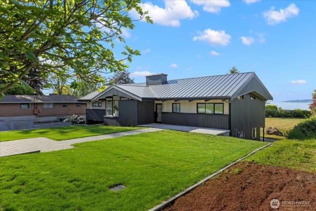 Property photo for 29811 Marine View Drive Sw, Federal Way photo 2