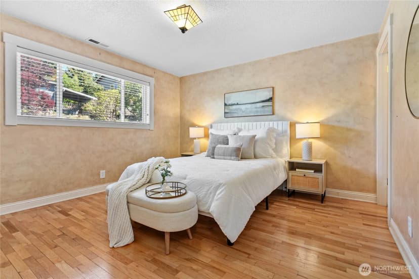 Property photo for 909 Queen Street, Bellingham photo 17