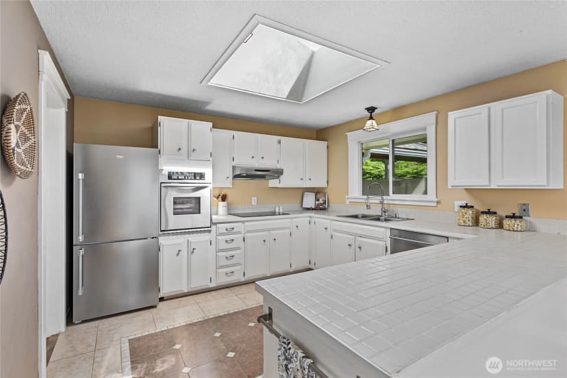 Property photo for 909 Queen Street, Bellingham photo 15