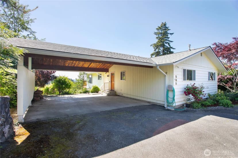 Property photo for 909 Queen Street, Bellingham photo 33