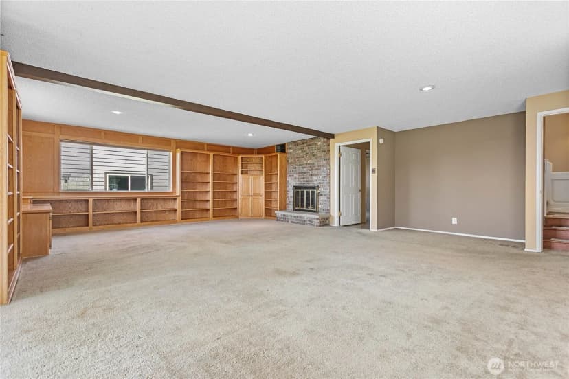 Property photo for 909 Queen Street, Bellingham photo 25