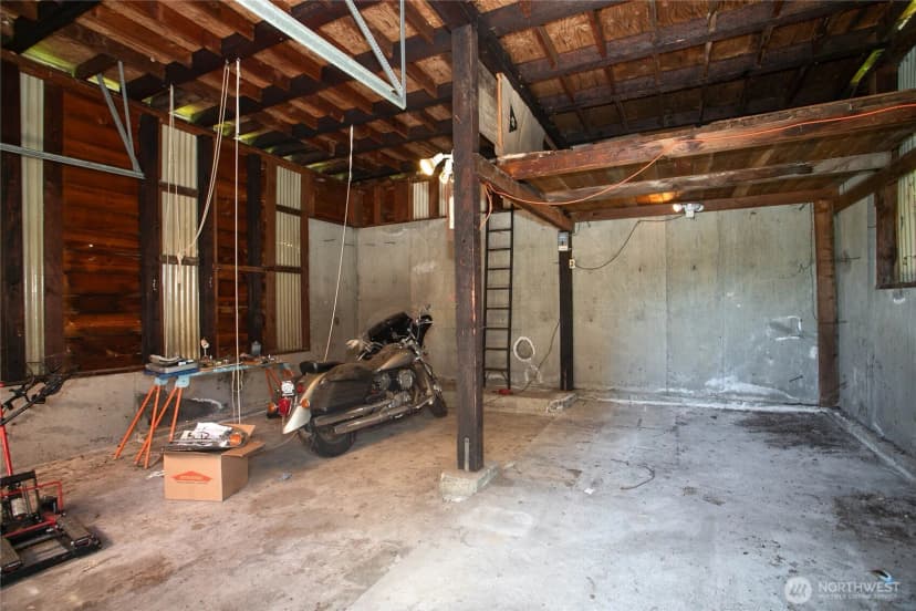 Property photo for 909 Queen Street, Bellingham photo 39