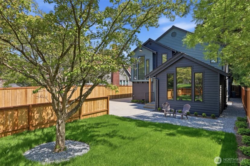 Property photo for 12562 17th Avenue Ne, Seattle