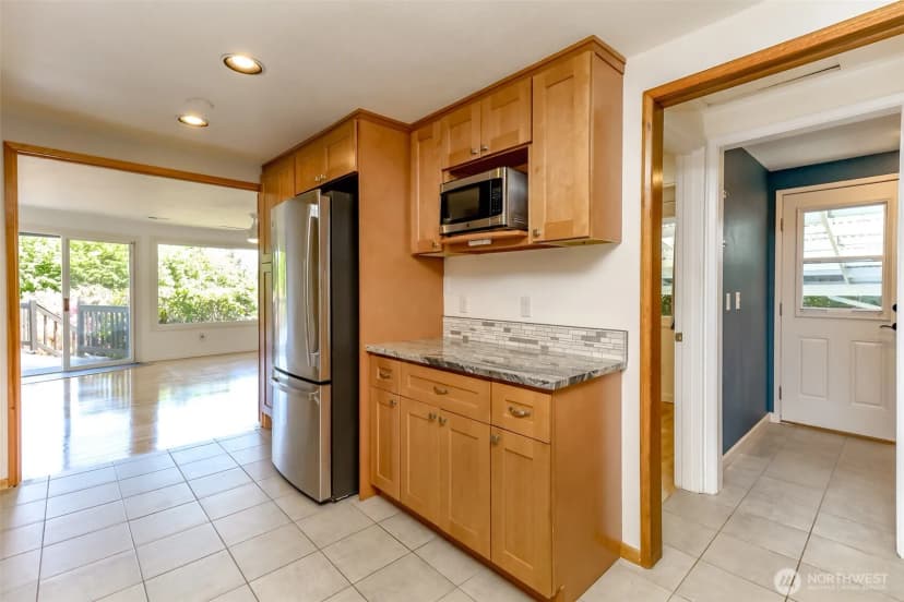 Property photo for 4430 John Luhr Road Ne, Olympia photo 11