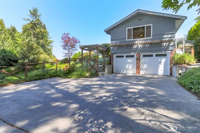 Property photo for 4430 John Luhr Road Ne, Olympia photo 2
