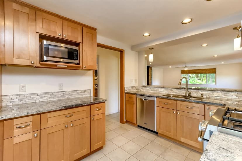 Property photo for 4430 John Luhr Road Ne, Olympia photo 13
