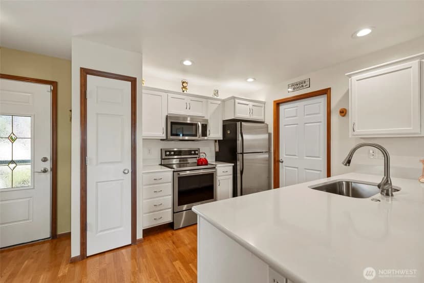 Property photo for 1190 Decatur Circle #5a, Burlington photo 24