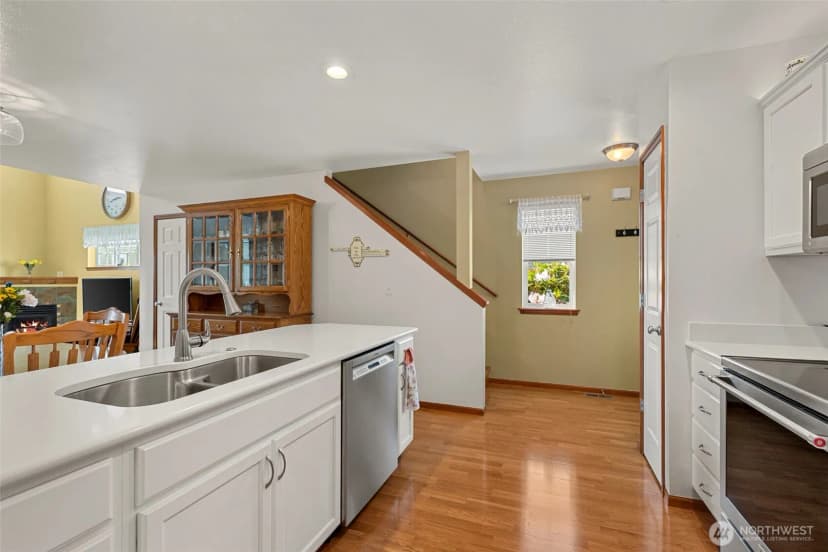 Property photo for 1190 Decatur Circle #5a, Burlington photo 20