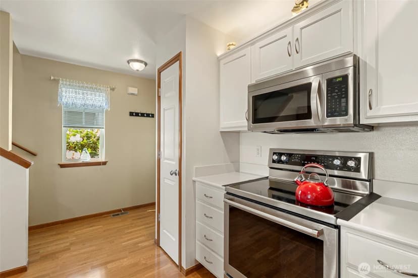 Property photo for 1190 Decatur Circle #5a, Burlington photo 25