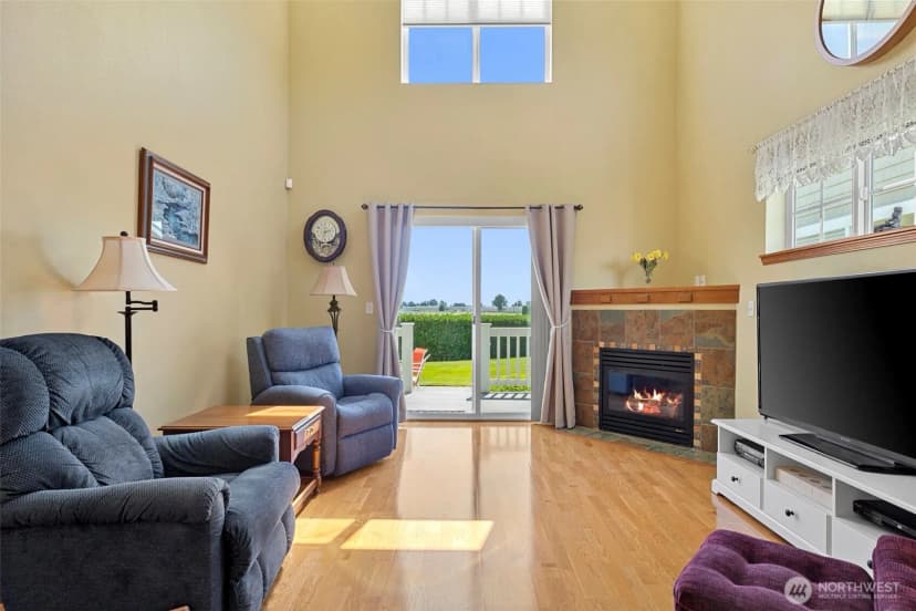 Property photo for 1190 Decatur Circle #5a, Burlington photo 8
