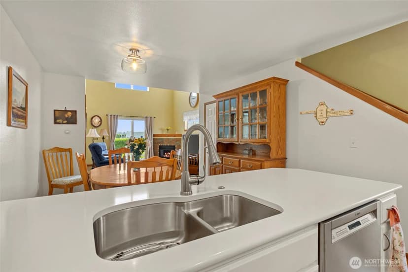 Property photo for 1190 Decatur Circle #5a, Burlington photo 19