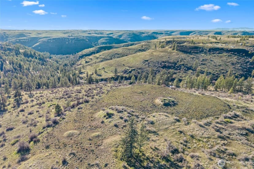 Property photo for 27220 Underwood Canyon, Creston photo 10