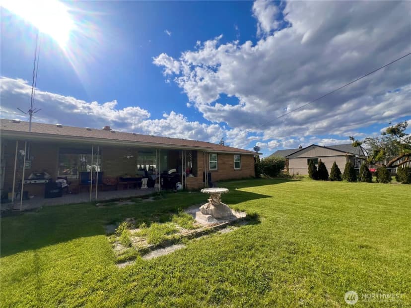 Property photo for 426 S Almira Avenue, Connell photo 8