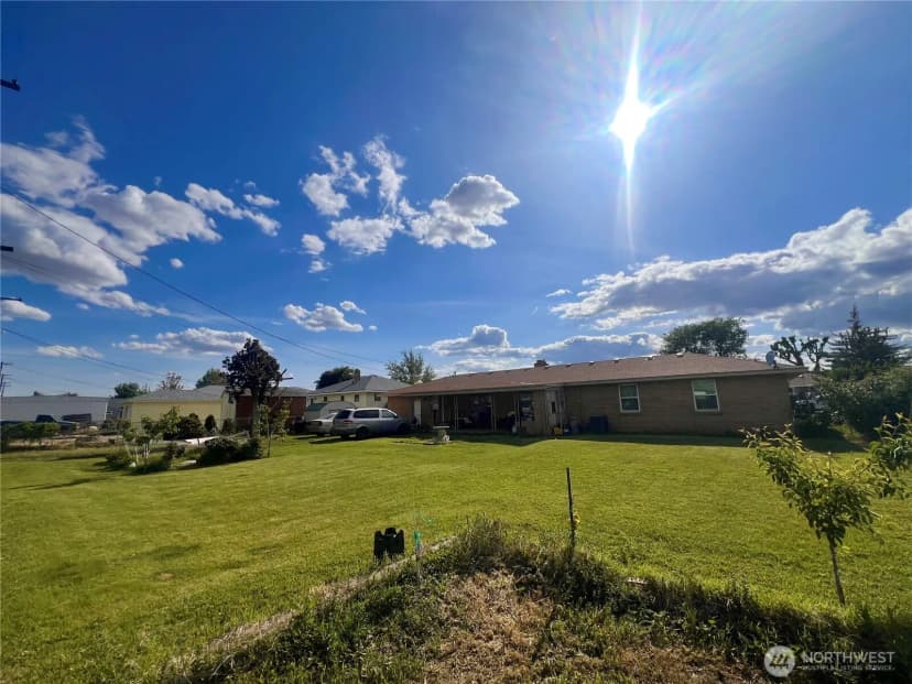 Property photo for 426 S Almira Avenue, Connell photo 6