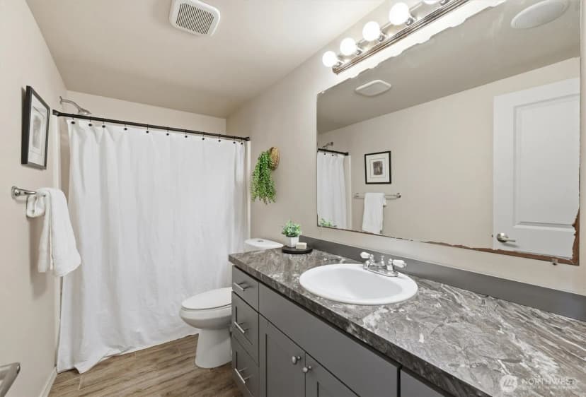 Property photo for 2117 Lombard Avenue, Everett photo 15