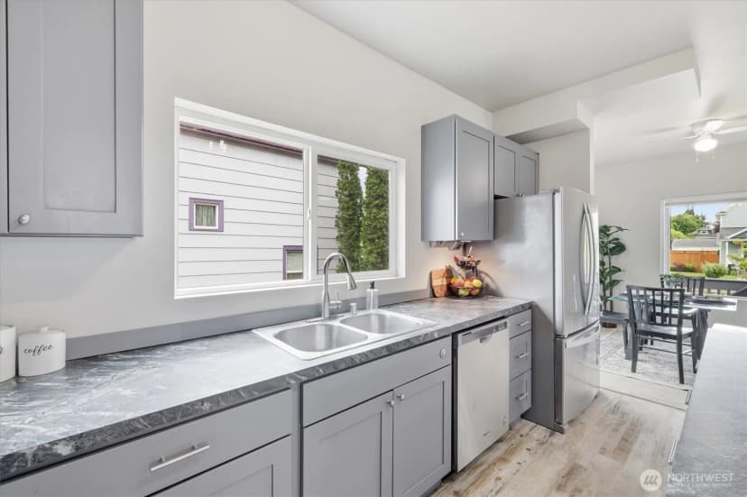 Property photo for 2117 Lombard Avenue, Everett photo 13