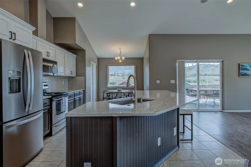 Property photo for 2840 Akamai Way, East Wenatchee photo 5