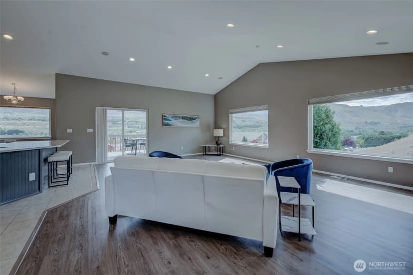 Property photo for 2840 Akamai Way, East Wenatchee photo 4