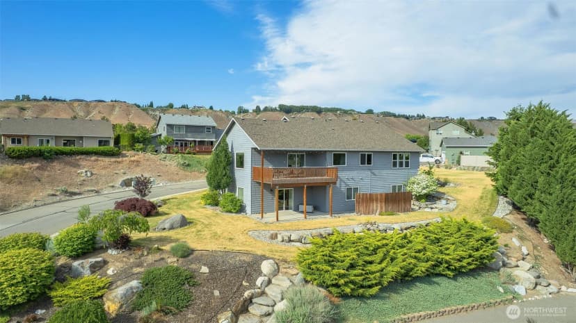 Property photo for 2840 Akamai Way, East Wenatchee photo 32