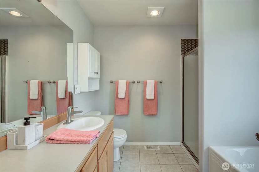 Property photo for 2840 Akamai Way, East Wenatchee photo 16