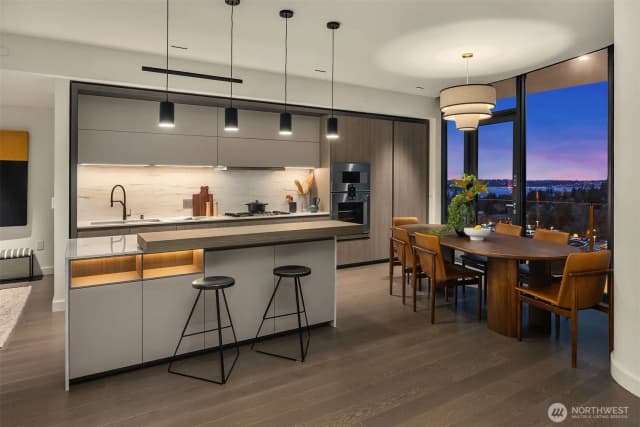 Property photo for 838 Avenue Square Ne #1503, Bellevue
