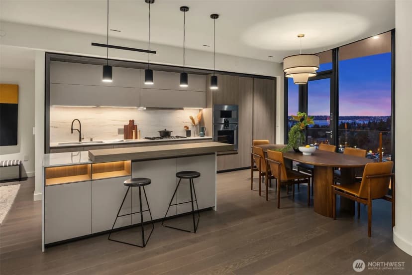 Property photo for 838 Avenue Square Ne #1503, Bellevue