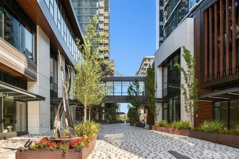 Property photo for 838 Avenue Square Ne #1503, Bellevue photo 33