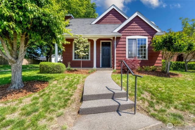 Property photo for 705 Se Creekside Drive, College Place
