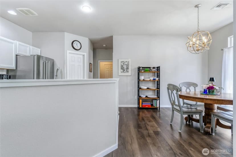 Property photo for 705 Se Creekside Drive, College Place photo 11