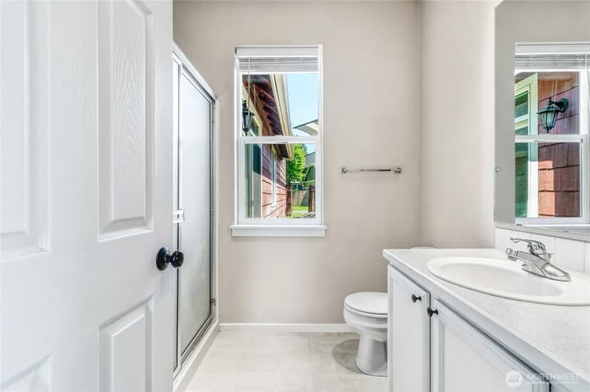Property photo for 705 Se Creekside Drive, College Place photo 8