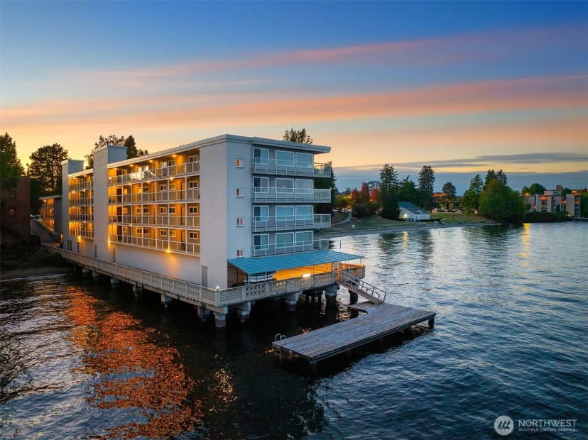 Property photo for 1810 43rd Avenue E #201, Seattle photo 2