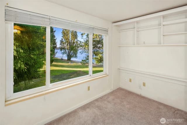 Property photo for 1810 43rd Avenue E #201, Seattle photo 4